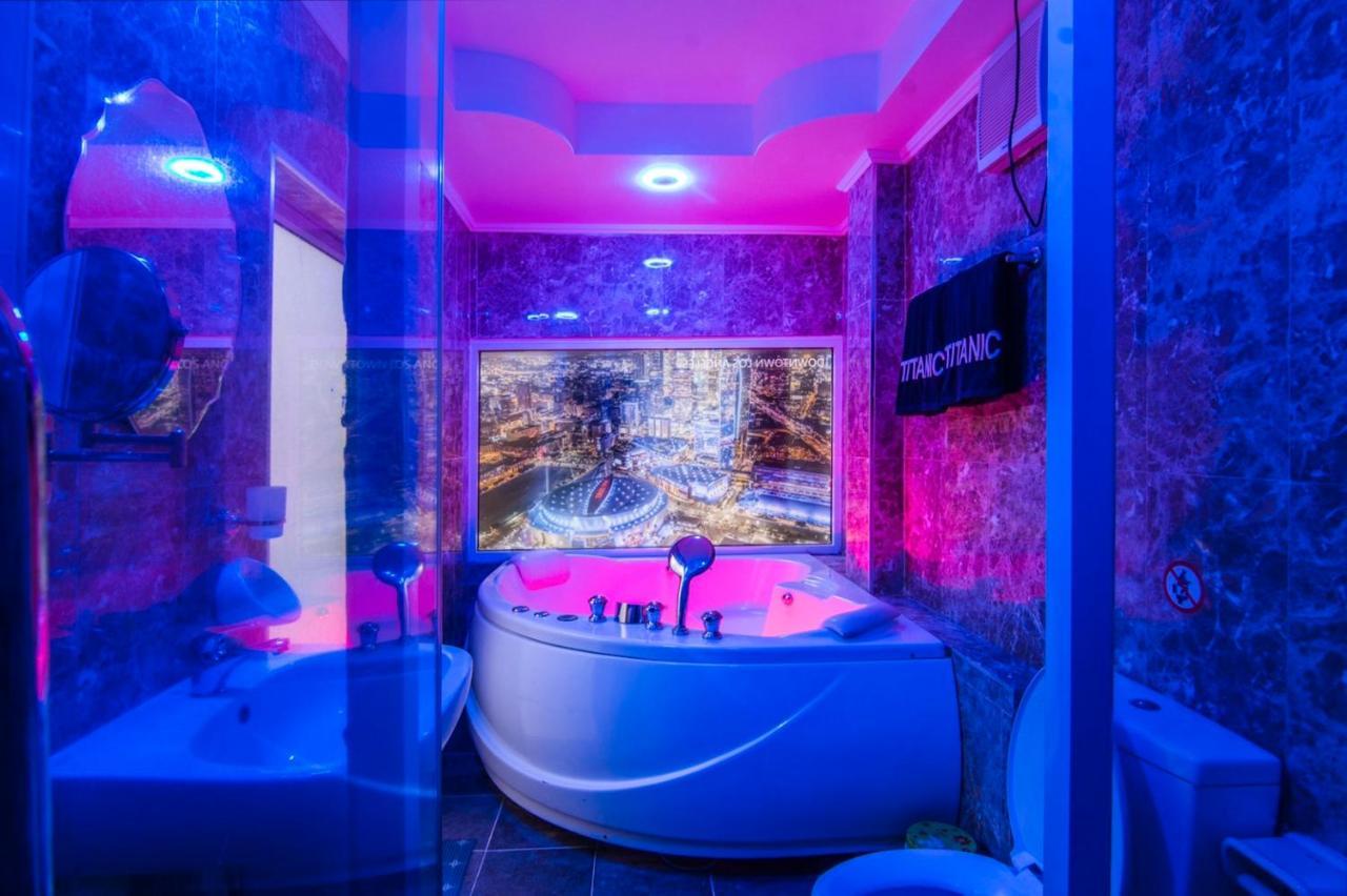Titanic Residence-5 Minutes Walk To Walking Street Pattaya Ngoại thất bức ảnh